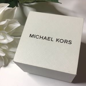 Michael Kors | Watch Box | Packaging